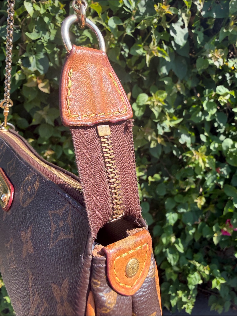 Louis Vuitton Eva Monogram Pochette - Picture 5 of 13